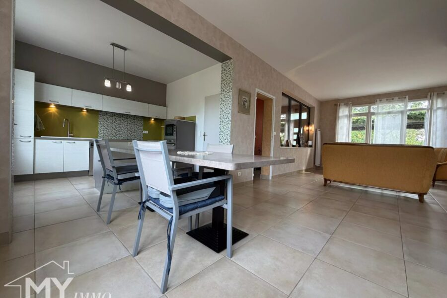 Maison à vendre à Saint-Pey-de-Castets — Vue parc & jardin — photo 5