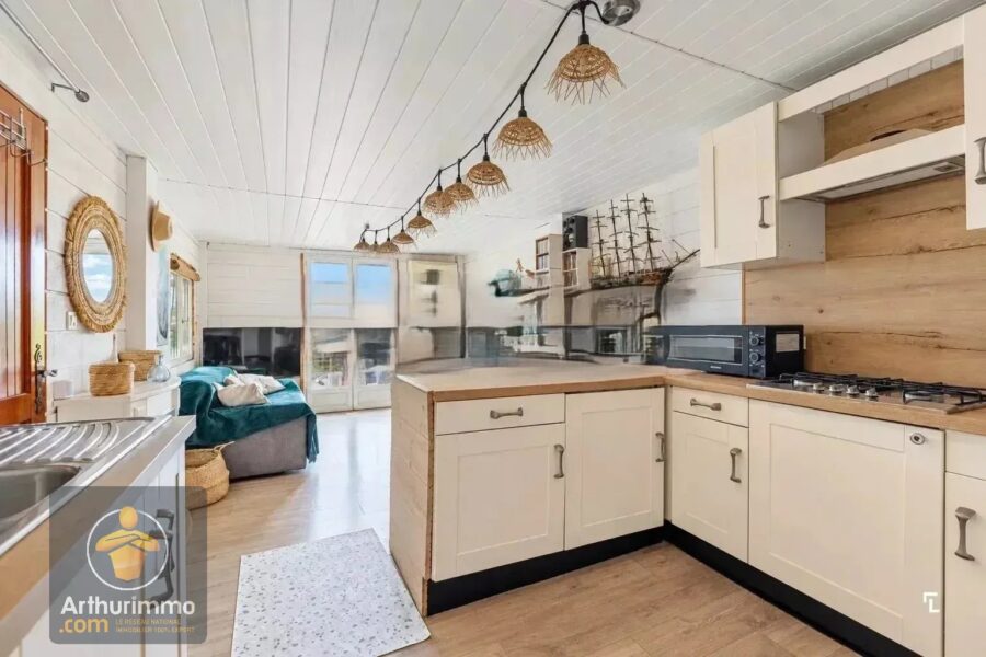 Maison à vendre à Bormes-les-Mimosas — Vue mer — photo 4