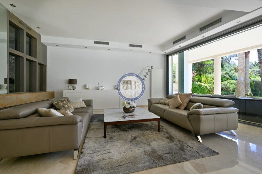 Maison à vendre à Mougins — Vue parc & jardin — photo 15