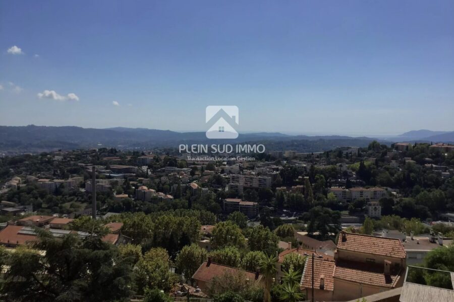 Appartement à vendre à Grasse — Vue sur la ville — photo 1