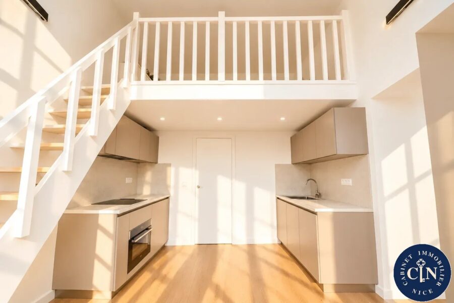 Appartement à vendre à Nice — Vue sur la ville — photo 5