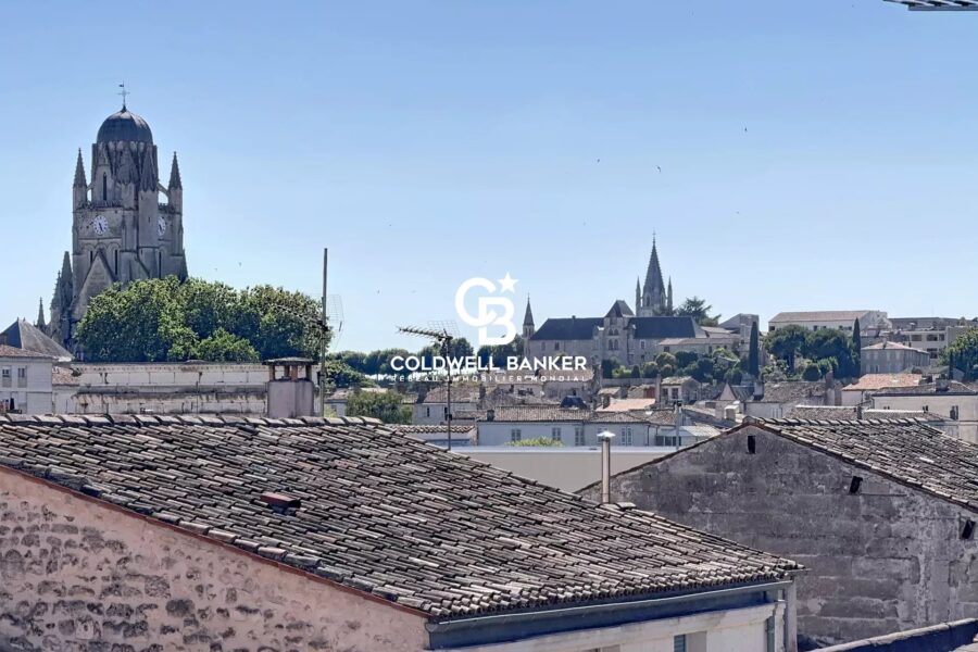 Appartement à vendre à Saintes — Vue sur la ville — photo 16