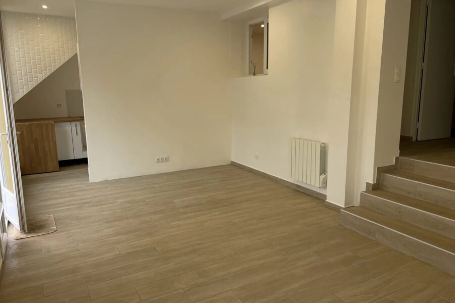 Appartement à vendre à Fontenay-sous-Bois — Vue parc & jardin — photo 3
