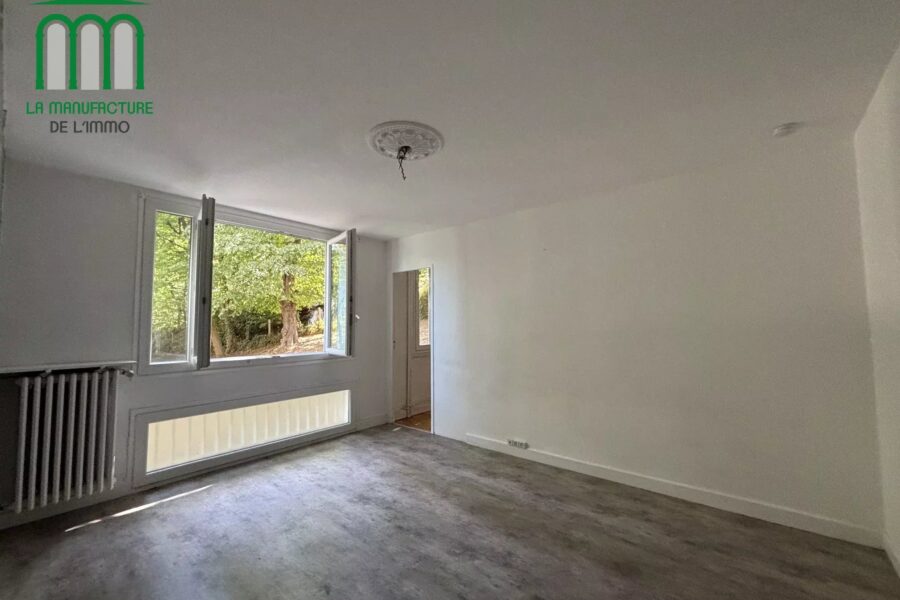 Appartement à vendre à Saint-Étienne — Vue nature — photo 11
