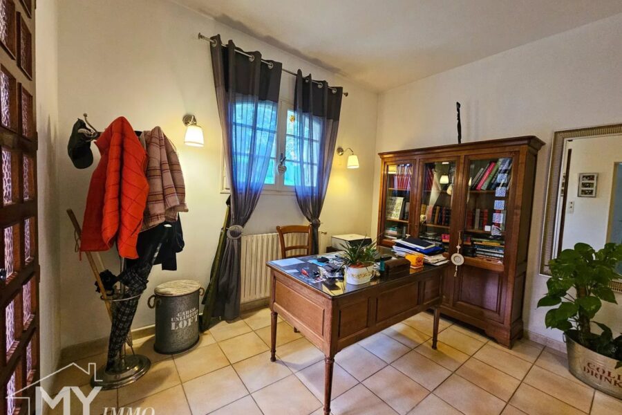 Maison à vendre à Pineuilh — Vue montagne — photo 7