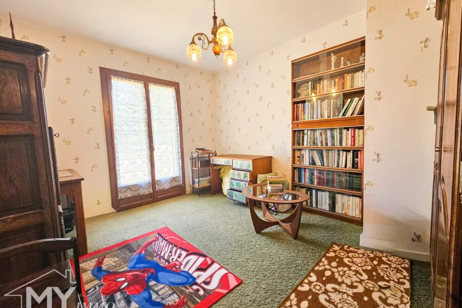 Maison à vendre à Pineuilh — Vue montagne — photo 11