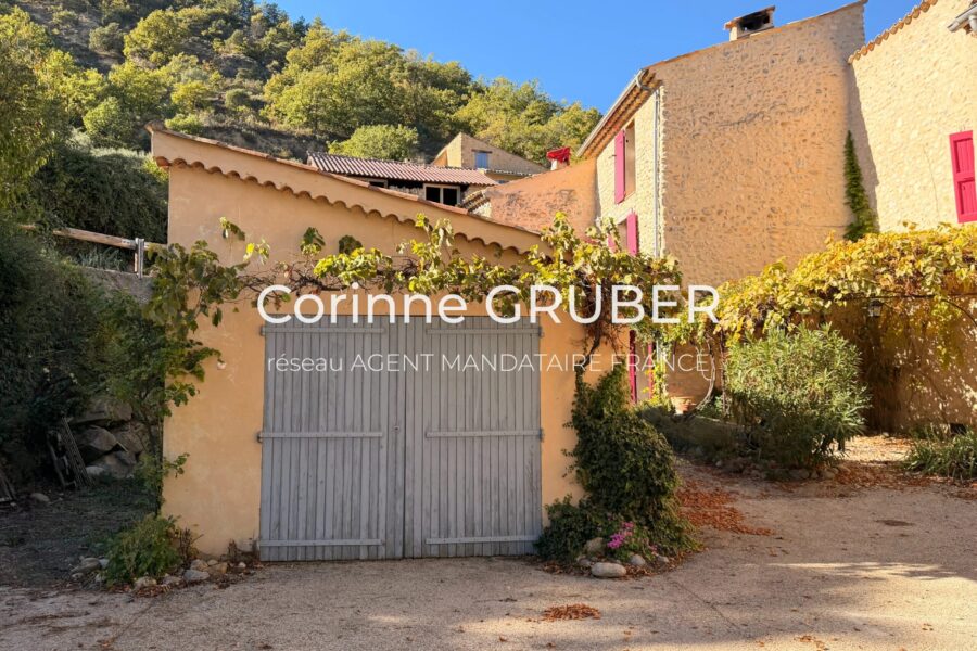 Maison à vendre à Saint-Jeannet — Vue montagne — photo 3