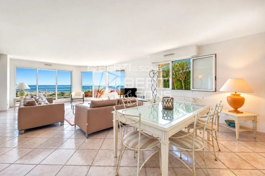 Appartement à vendre à Mandelieu-la-Napoule — Vue mer — photo 6