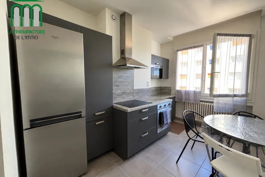 Appartement à vendre à Saint-Étienne — Vue nature — photo 4