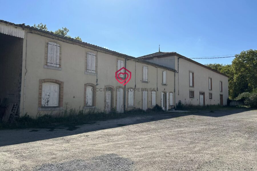 Maison à vendre à Carcassonne — Vue parc & jardin — photo 2