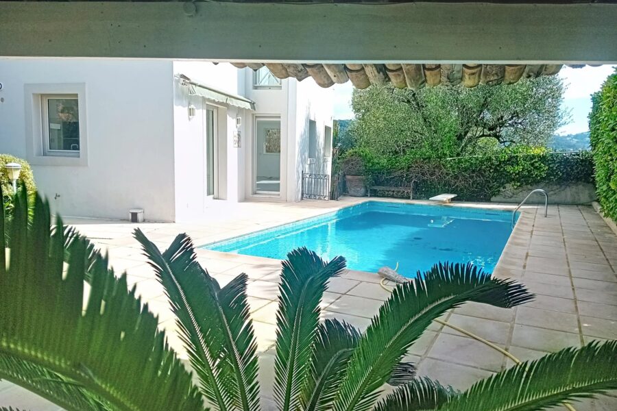 Maison à vendre à Le Cannet — Vue mer — photo 2