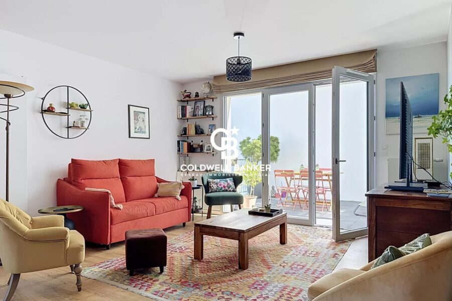Appartement à vendre à La Rochelle — Vue sur la ville — photo 2
