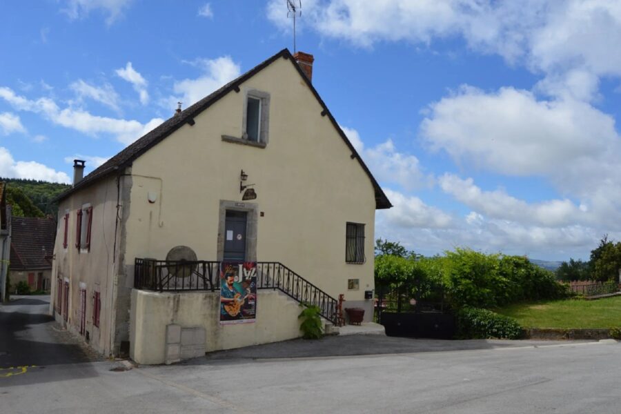 Maison à vendre à Larochemillay — Vue nature — photo 2