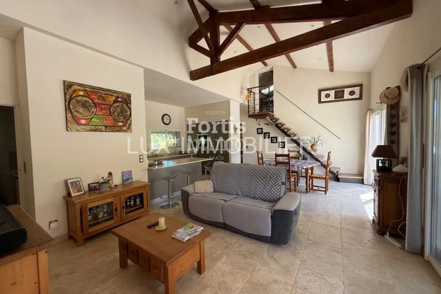 Maison à vendre à Saint-Rémy-de-Provence — Vue parc & jardin — photo 4