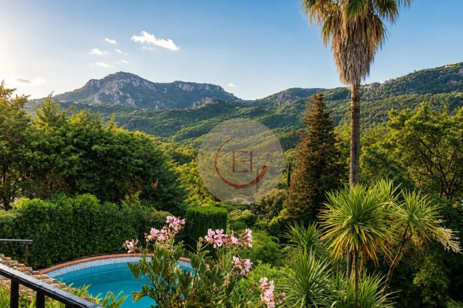 Maison à vendre à Les Adrets-de-l&rsquo;Estérel — Vue montagne — photo 1