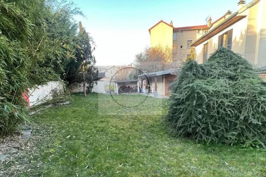 Maison à vendre à Le Perreux-sur-Marne — Vue parc & jardin — photo 1