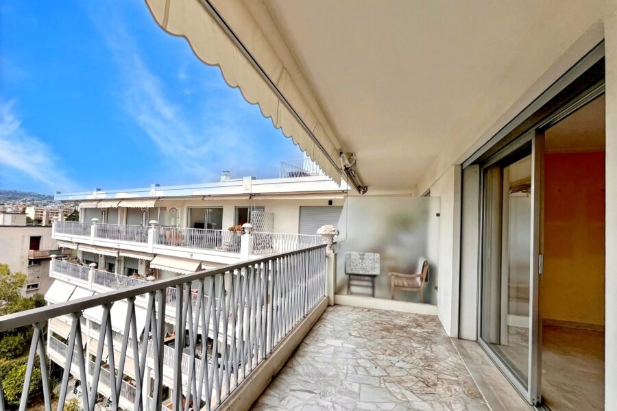 Appartement à vendre à Nice — Vue sur la ville — photo 3
