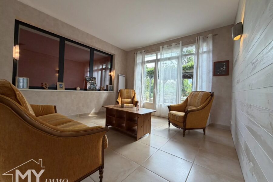 Maison à vendre à Saint-Pey-de-Castets — Vue parc & jardin — photo 4