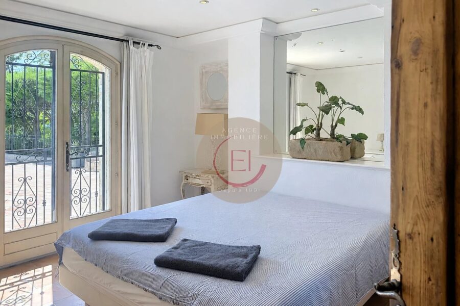 Maison à vendre à Les Adrets-de-l&rsquo;Estérel — Vue mer — photo 18