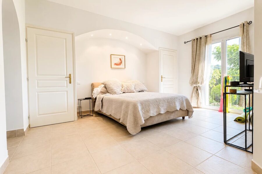 Maison à vendre à La Colle-sur-Loup — Vue nature — photo 7