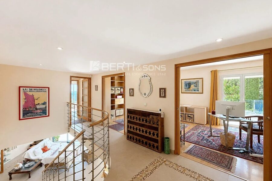 Maison à vendre à Mandelieu-la-Napoule — Vue mer — photo 12
