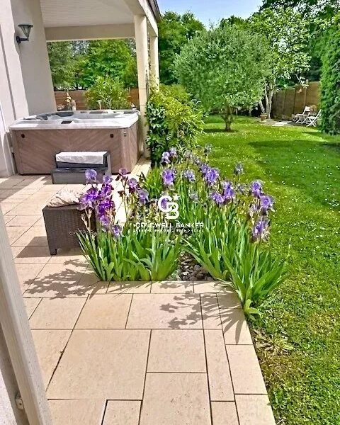 Maison à vendre à La Roche-sur-Yon — Vue parc & jardin — photo 13