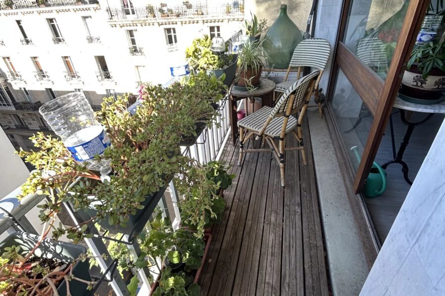 Appartement à vendre à Paris 18e arrondissement — Vue nature — photo 1