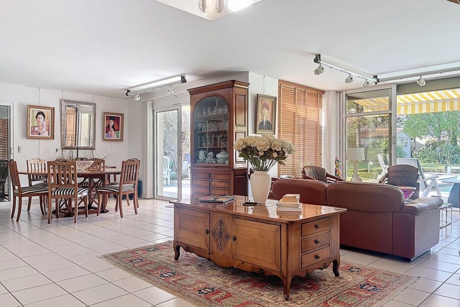 Maison à vendre à La Rochelle — Vue parc & jardin — photo 5
