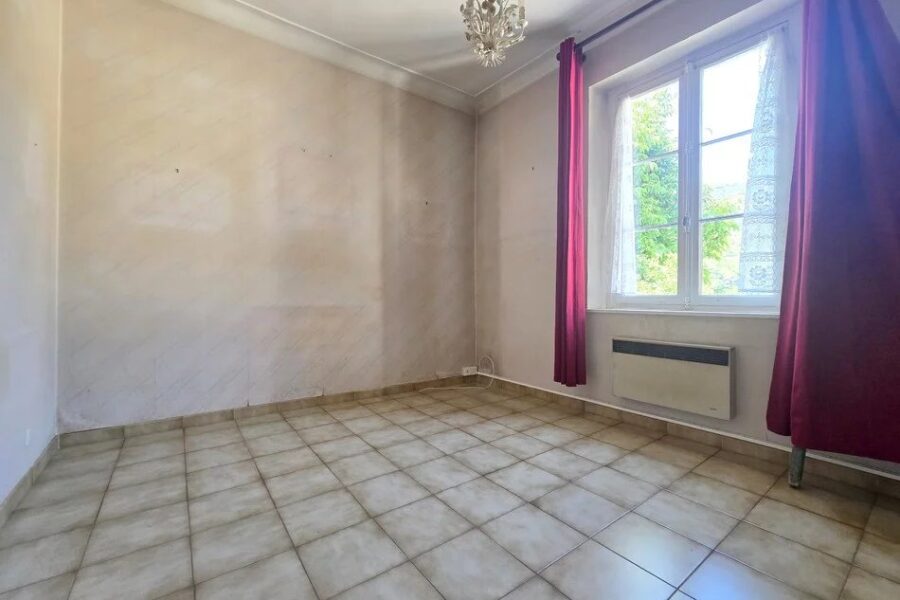 Maison à vendre à Tourrette-Levens — Vue montagne — photo 9
