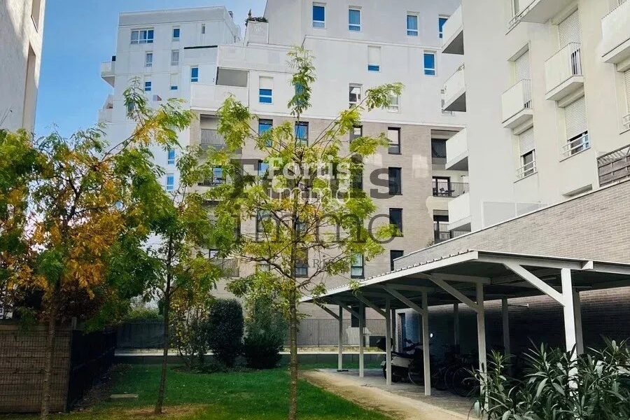 Appartement à vendre à Asnières-sur-Seine — Vue sur la ville — photo 20