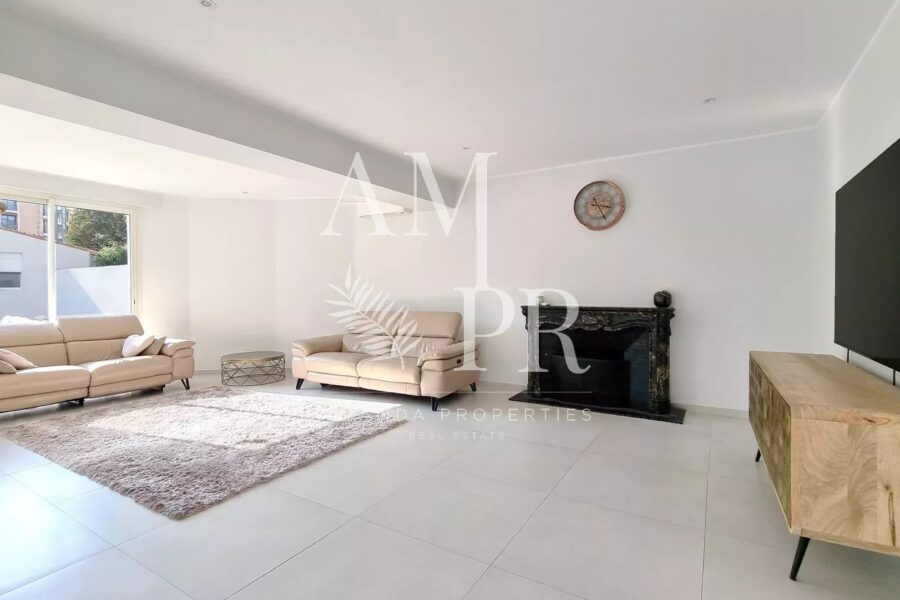 Maison à vendre à Cannes — Vue parc & jardin — photo 6