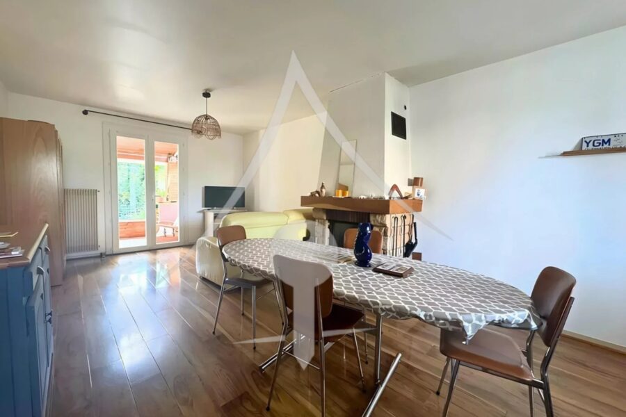 Maison à vendre à Portet-sur-Garonne — Vue parc & jardin — photo 4
