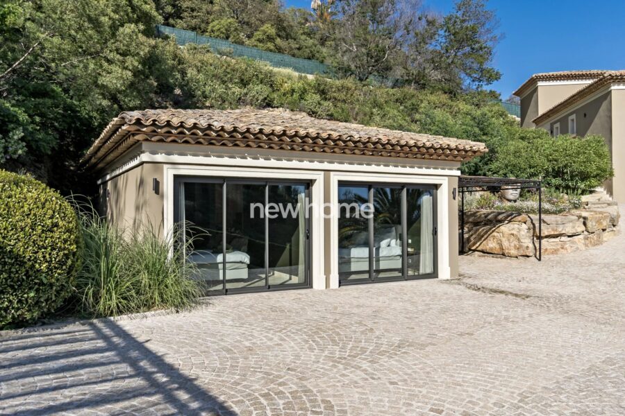 Maison à vendre à Sainte-Maxime — Vue mer — photo 11