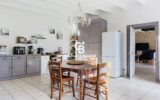 Maison à vendre à Saint-Martin-de-Juillers — Vue parc & jardin — photo 10