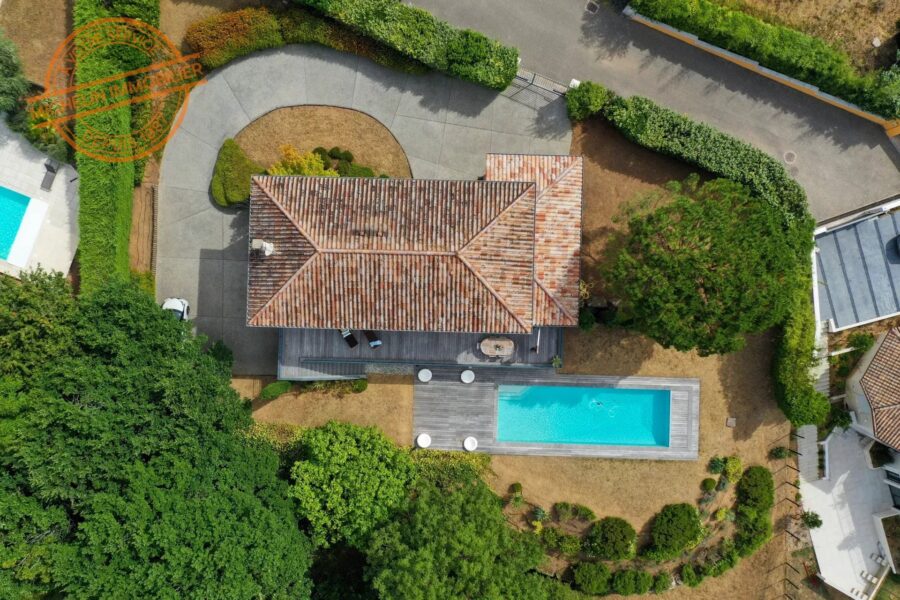 Maison à vendre à Saint-Didier-au-Mont-d&rsquo;Or — Vue montagne — photo 2