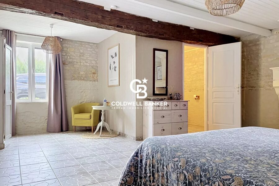 Maison à vendre à Aumagne — Vue parc & jardin — photo 10