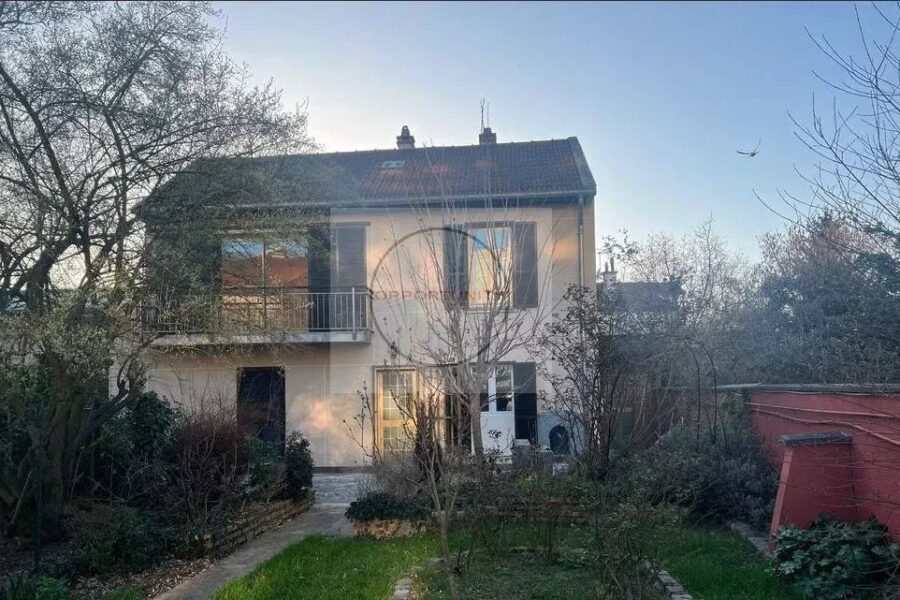 Maison à vendre à Le Perreux-sur-Marne — Vue parc & jardin — photo 8