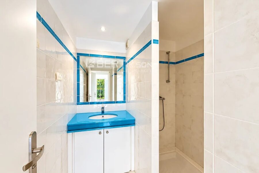 Appartement à vendre à Mandelieu-la-Napoule — Vue montagne — photo 12