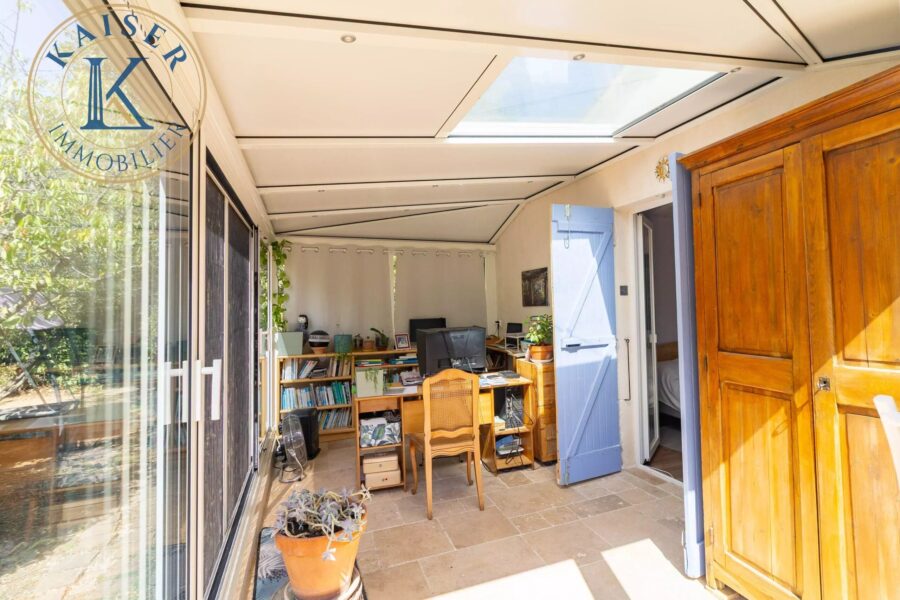 Maison à vendre à Saint-maximin-la-sainte-baume — Vue parc & jardin — photo 12