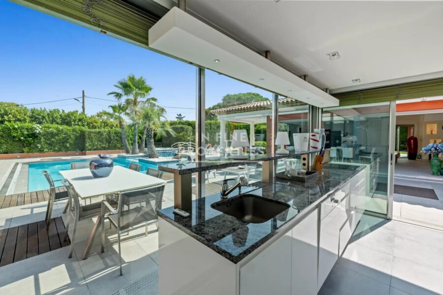 Maison à vendre à Mougins — Vue parc & jardin — photo 25
