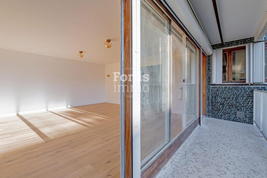 Appartement à vendre à Paris 15e arrondissement — Vue parc & jardin — photo 4
