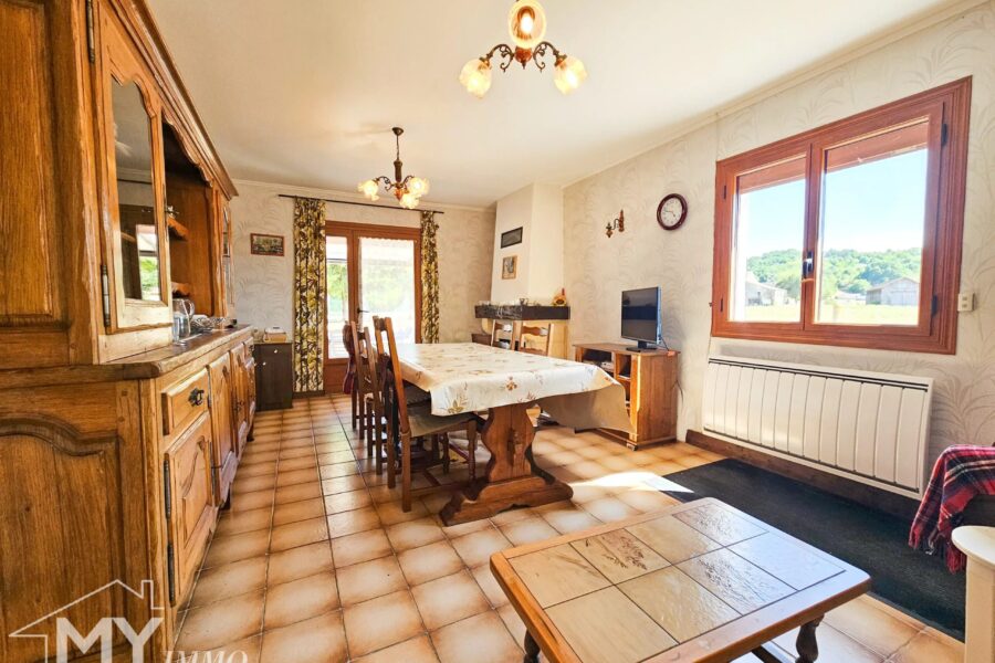 Maison à vendre à Pineuilh — Vue montagne — photo 1