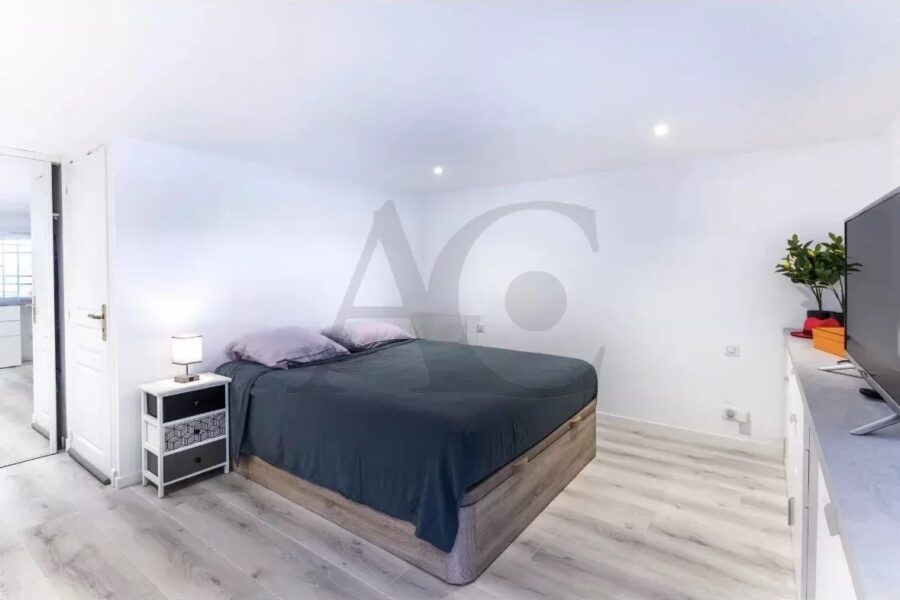 Maison à vendre à Villeneuve-Loubet — Vue mer — photo 10