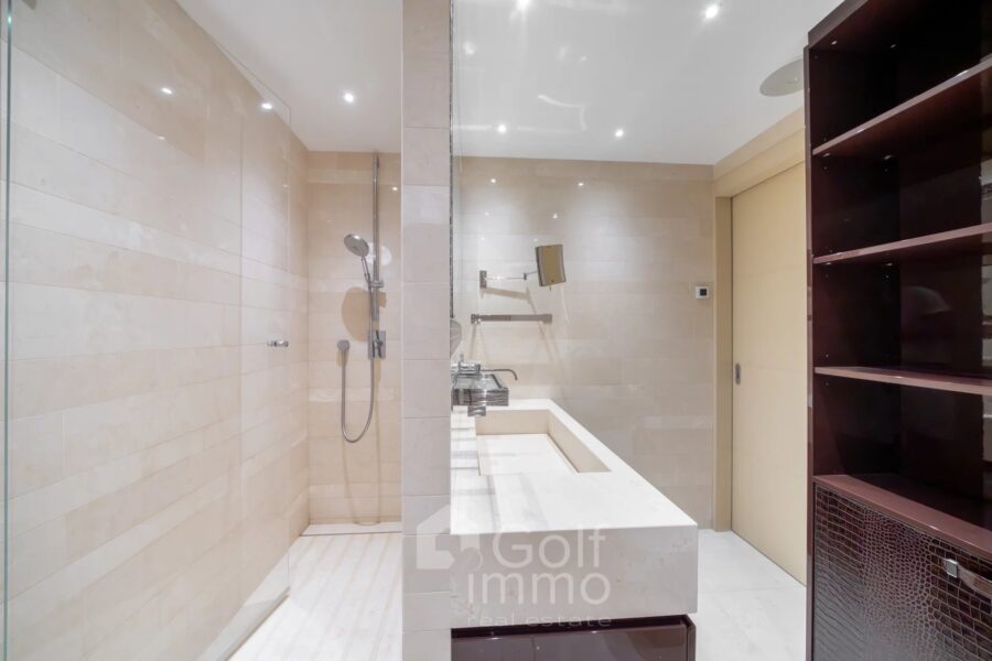Appartement à vendre à Mandelieu-la-Napoule — Vue mer — photo 12