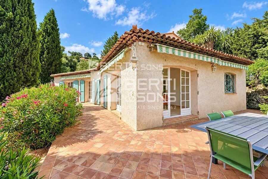 Maison à vendre à Mandelieu-la-Napoule — Vue mer — photo 14