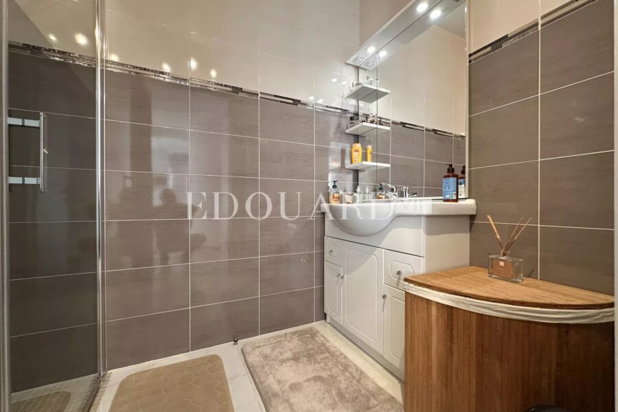 Appartement à vendre à Menton — Vue montagne — photo 32