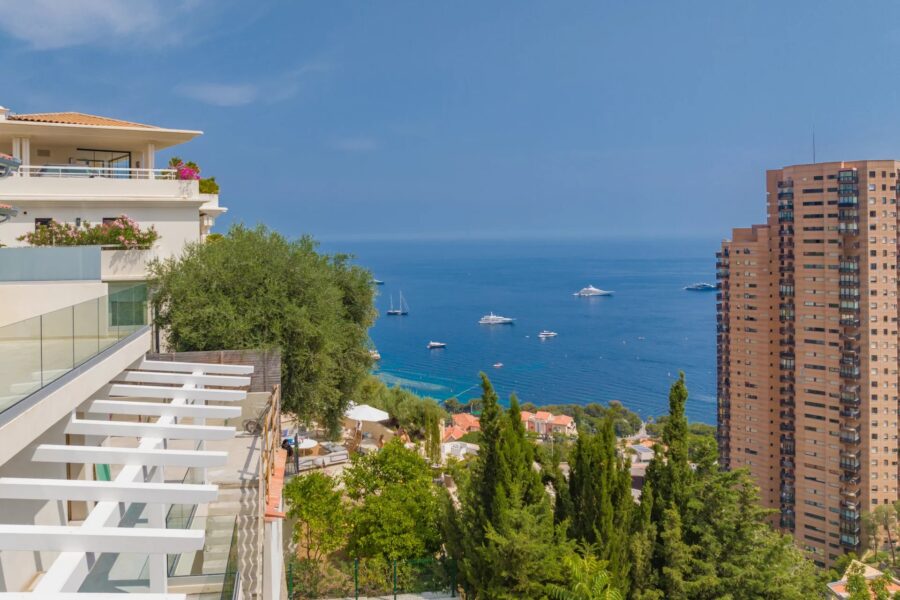 Appartement à vendre à Roquebrune-Cap-Martin — Vue mer — photo 1