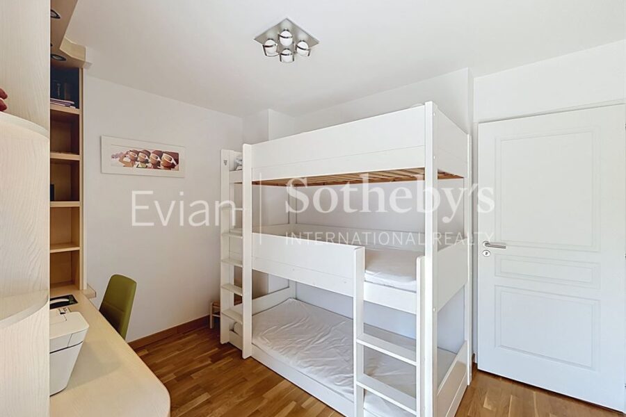 Appartement à vendre à Évian-les-Bains — Vue fleuve — photo 8