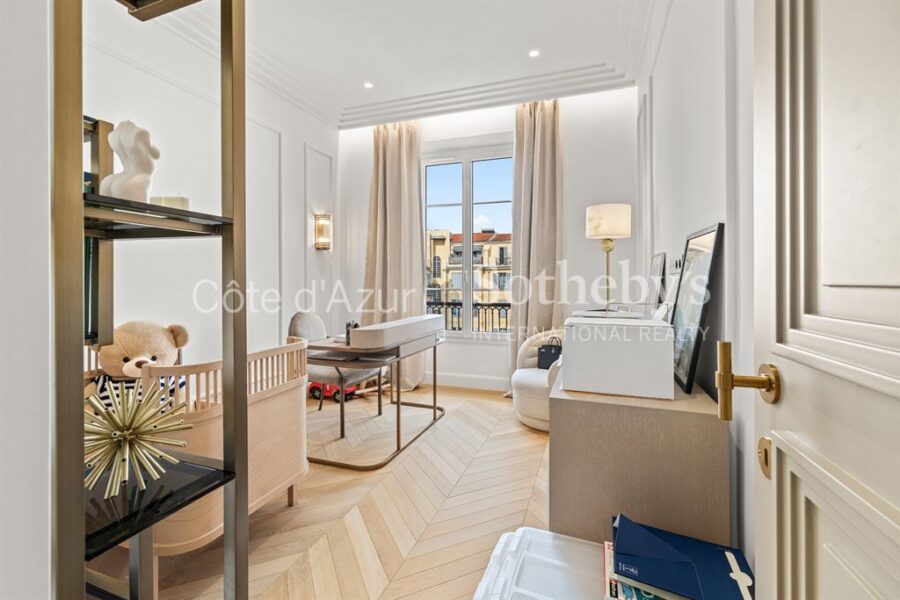 Appartement à vendre à Nice — Vue sur la ville — photo 1