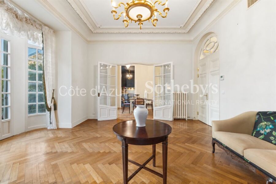 Appartement à vendre à Nice — Vue sur la ville — photo 6